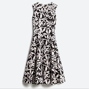 NWT! Calvin Klein Aurelia Scuba MIDI Dress - size 8